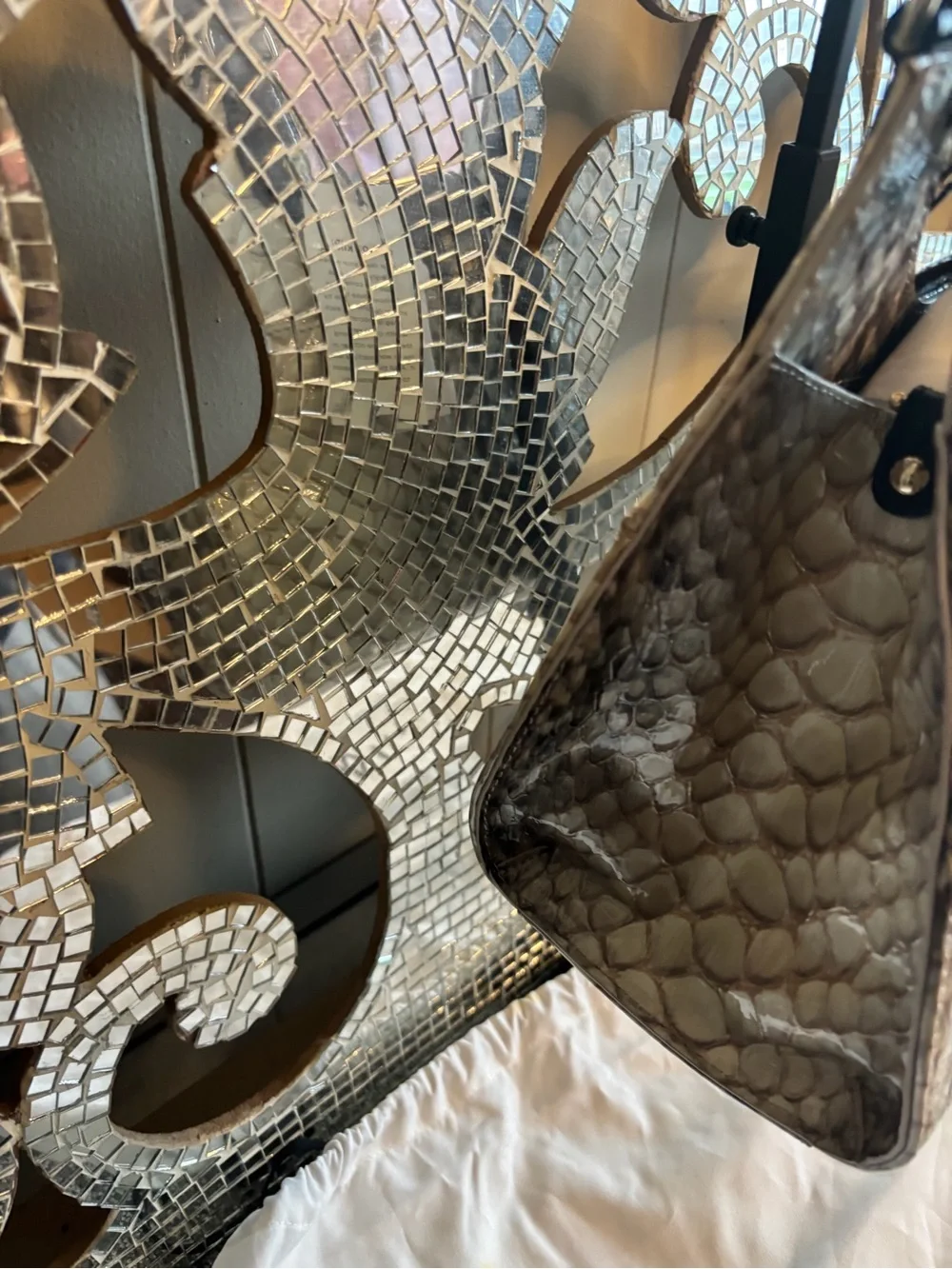 ⭐️Brahmin‎ Satchel in Black and Cream
